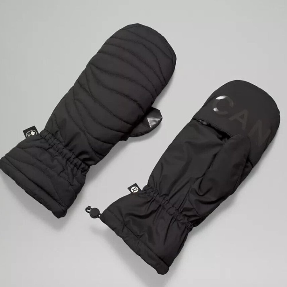 Lululemon Team Canada Quilted Mittens on String COC Logo, Black / Maple Metamorp